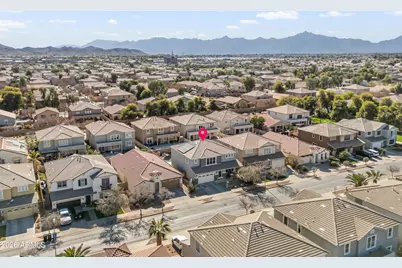 4027 W Saint Charles Avenue, Phoenix, AZ 85041 - Photo 33