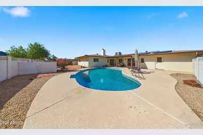 4327 W Echo Lane, Glendale, AZ 85302 - Photo 29