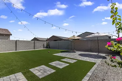 9043 W Albeniz Place, Tolleson, AZ 85353 - Photo 35