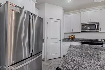 9043 W Albeniz Place, Tolleson, AZ 85353 - Photo 17