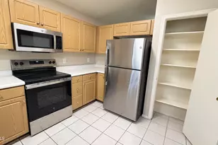 11344 W Barbara Ave, Peoria, AZ 85345 - Photo 7