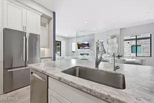 5250 E Deer Valley Dr, Phoenix, AZ 85054 - Photo 15