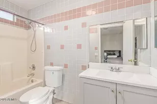 6718 W Catalina Dr, Phoenix, AZ 85033 - Photo 9