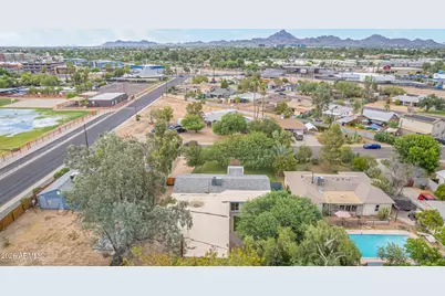 2209 E Windsor Avenue, Phoenix, AZ 85006 - Photo 73