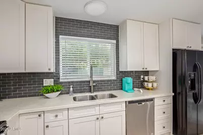 2209 E Windsor Avenue, Phoenix, AZ 85006 - Photo 23