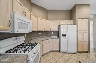 22108 N Veterans Dr, Sun City West, AZ 85375 - Photo 27