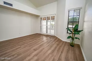 5518 E Paradise Dr, Scottsdale, AZ 85254 - Photo 13