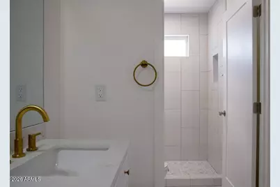 2006 W Madison Street #B, Phoenix, AZ 85009 - Photo 15