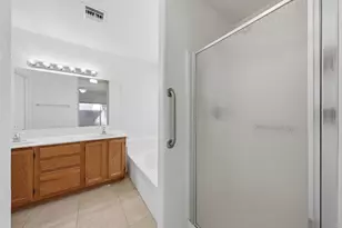 18837 N 43rd Pl, Phoenix, AZ 85050 - Photo 13