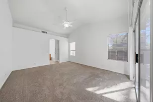 18837 N 43rd Pl, Phoenix, AZ 85050 - Photo 9