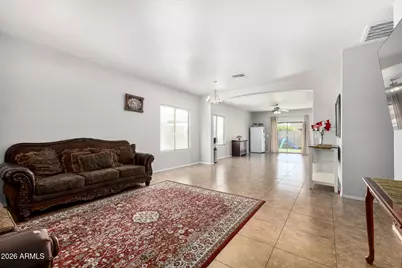 17391 W Hilton Avenue, Goodyear, AZ 85338 - Photo 5