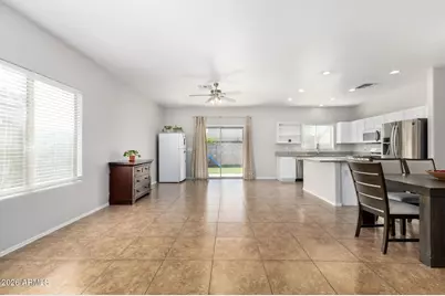 17391 W Hilton Avenue, Goodyear, AZ 85338 - Photo 11