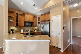 5729 S 21st Pl, Phoenix, AZ 85040 - Photo 11