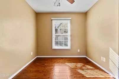 5729 S 21st Place, Phoenix, AZ 85040 - Photo 21