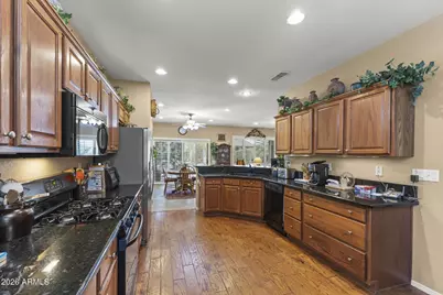 19417 N Tallowood Way, Surprise, AZ 85387 - Photo 9