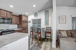 36805 N 24th St, Phoenix, AZ 85086 - Photo 9