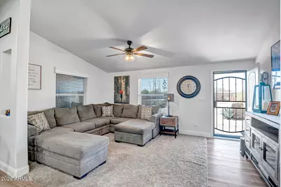 36805 N 24th Street, Phoenix, AZ 85086 - Photo 7