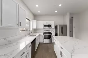 592 W Gabrilla Ct, Casa Grande, AZ 85122 - Photo 11