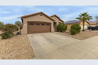 592 W Gabrilla Court, Casa Grande, AZ 85122 - Photo 3