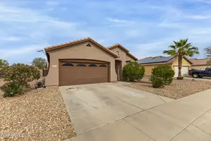 592 W Gabrilla Ct, Casa Grande, AZ 85122 - Photo 3