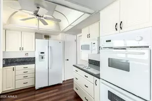 10310 W Cameo Dr, Sun City, AZ 85351 - Photo 21