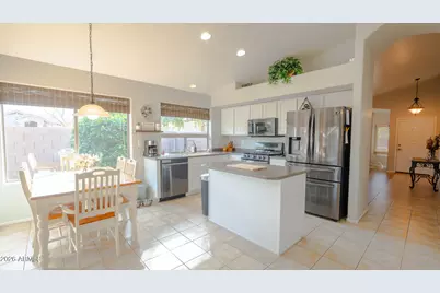 1382 E Prickly Pear Drive, Casa Grande, AZ 85122 - Photo 7