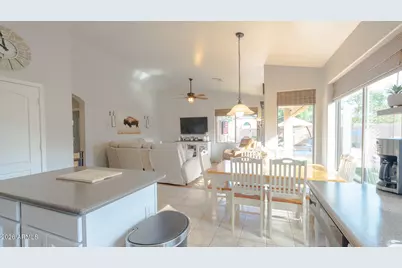 1382 E Prickly Pear Drive, Casa Grande, AZ 85122 - Photo 9