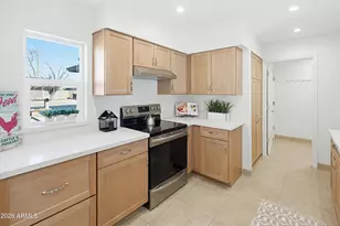 3933 W Pershing Ave, Phoenix, AZ 85029 - Photo 13