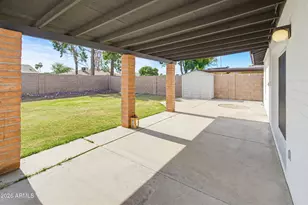 3933 W Pershing Ave, Phoenix, AZ 85029 - Photo 35