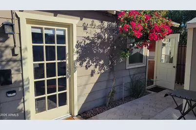 521 W Wilshire Drive, Phoenix, AZ 85003 - Photo 35