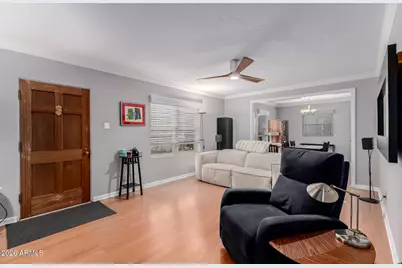 521 W Wilshire Drive, Phoenix, AZ 85003 - Photo 11