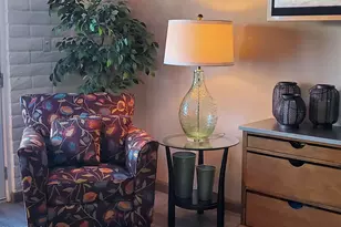 3737 E Turney Ave, Phoenix, AZ 85018 - Photo 11