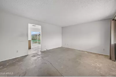 4316 E Grove Street, Phoenix, AZ 85040 - Photo 5