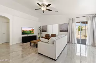 652 S Bahama Dr, Gilbert, AZ 85296 - Photo 5