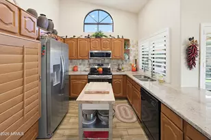 9555 W Escuda Dr, Peoria, AZ 85382 - Photo 11