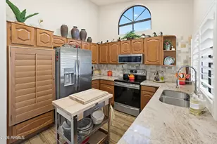 9555 W Escuda Dr, Peoria, AZ 85382 - Photo 9