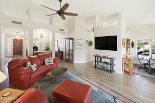 9555 W Escuda Dr, Peoria, AZ 85382 - Photo 17