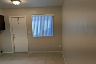 8322 N 60th Ave, Glendale, AZ 85302 - Photo 29