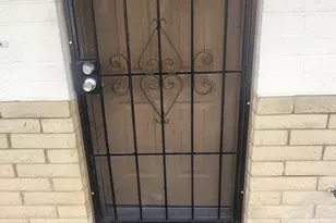 8322 N 60th Ave, Glendale, AZ 85302 - Photo 7