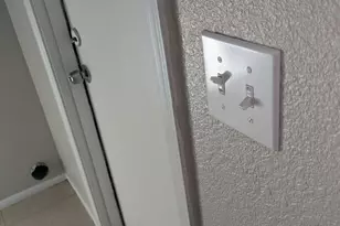 8322 N 60th Ave, Glendale, AZ 85302 - Photo 13