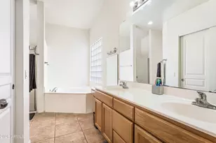 1594 Mission Viejo Dr, Sierra Vista, AZ 85635 - Photo 27