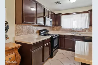 3008 N 45th Drive, Phoenix, AZ 85031 - Photo 15