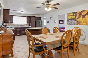 3008 N 45th Dr, Phoenix, AZ 85031 - Photo 17