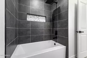 13802 N 33rd Ave, Phoenix, AZ 85053 - Photo 19