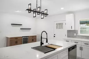 13802 N 33rd Ave, Phoenix, AZ 85053 - Photo 9