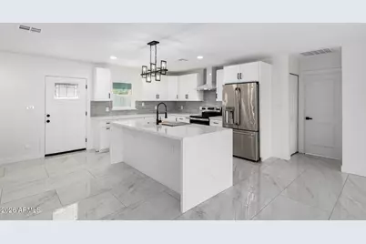 13802 N 33rd Avenue, Phoenix, AZ 85053 - Photo 5