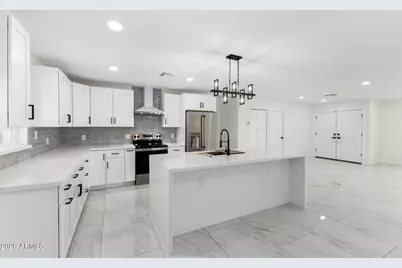 13802 N 33rd Avenue, Phoenix, AZ 85053 - Photo 7