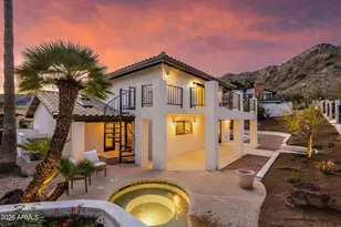 2212 E Cinnabar Ave, Phoenix, AZ 85028 - Photo 1