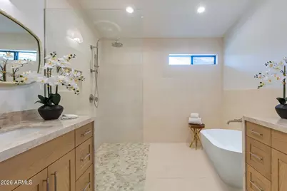 2212 E Cinnabar Avenue, Phoenix, AZ 85028 - Photo 13