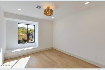 2212 E Cinnabar Avenue, Phoenix, AZ 85028 - Photo 23